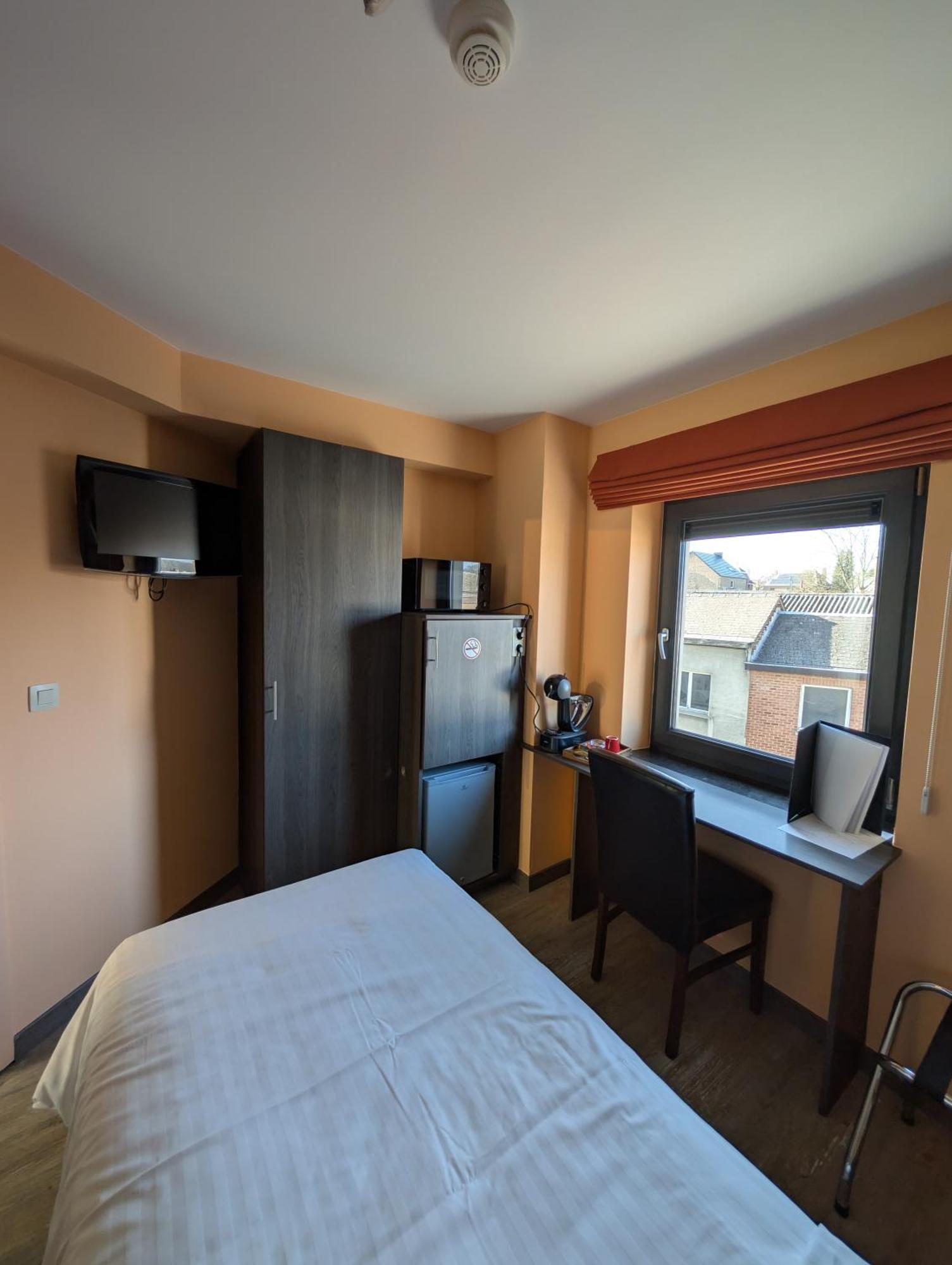 A Fleur De Couette Hotel Auvelais Luaran gambar