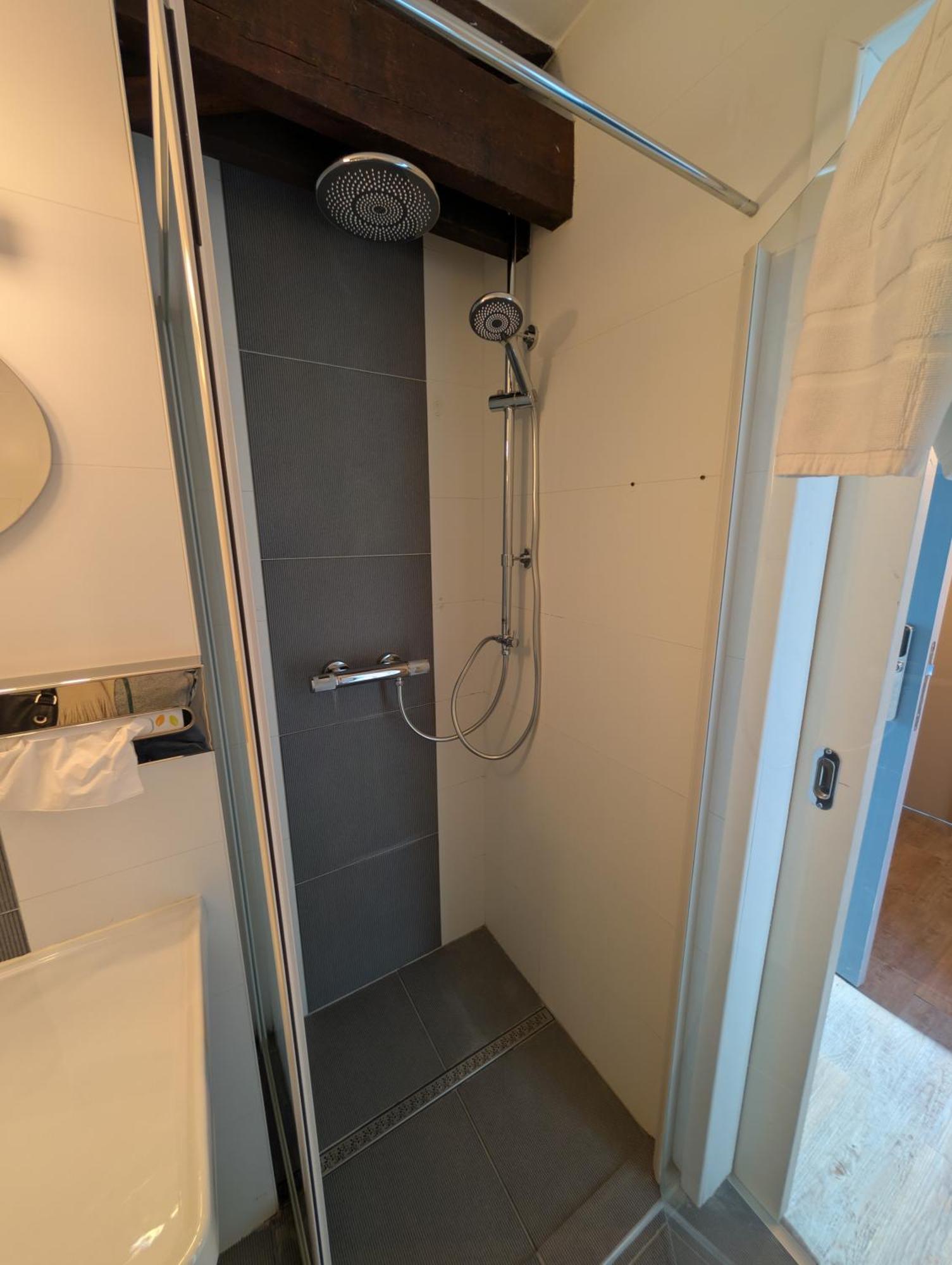 A Fleur De Couette Hotel Auvelais Luaran gambar